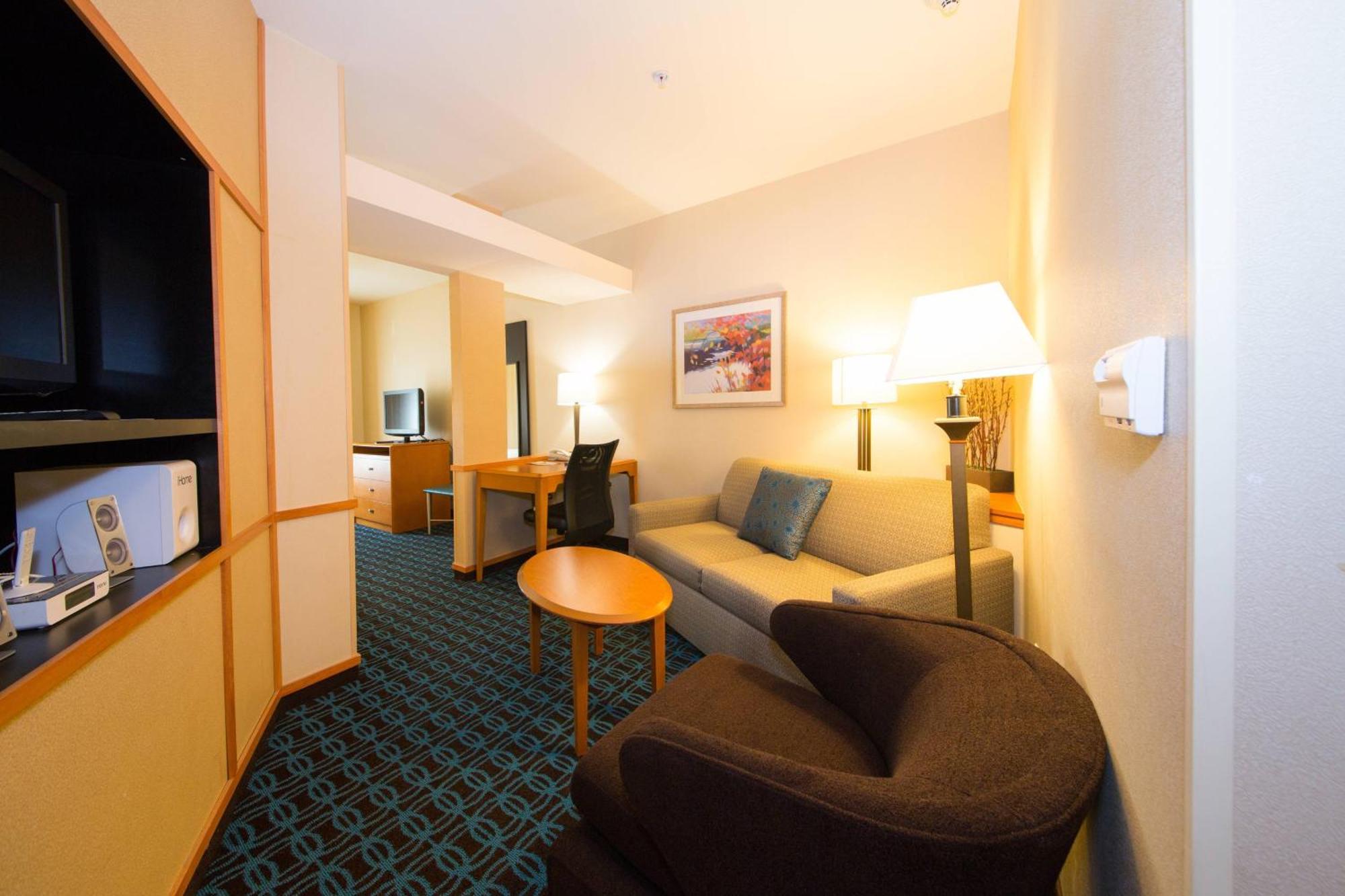 Fairfield Inn & Suites By Marriott Кордел Экстерьер фото